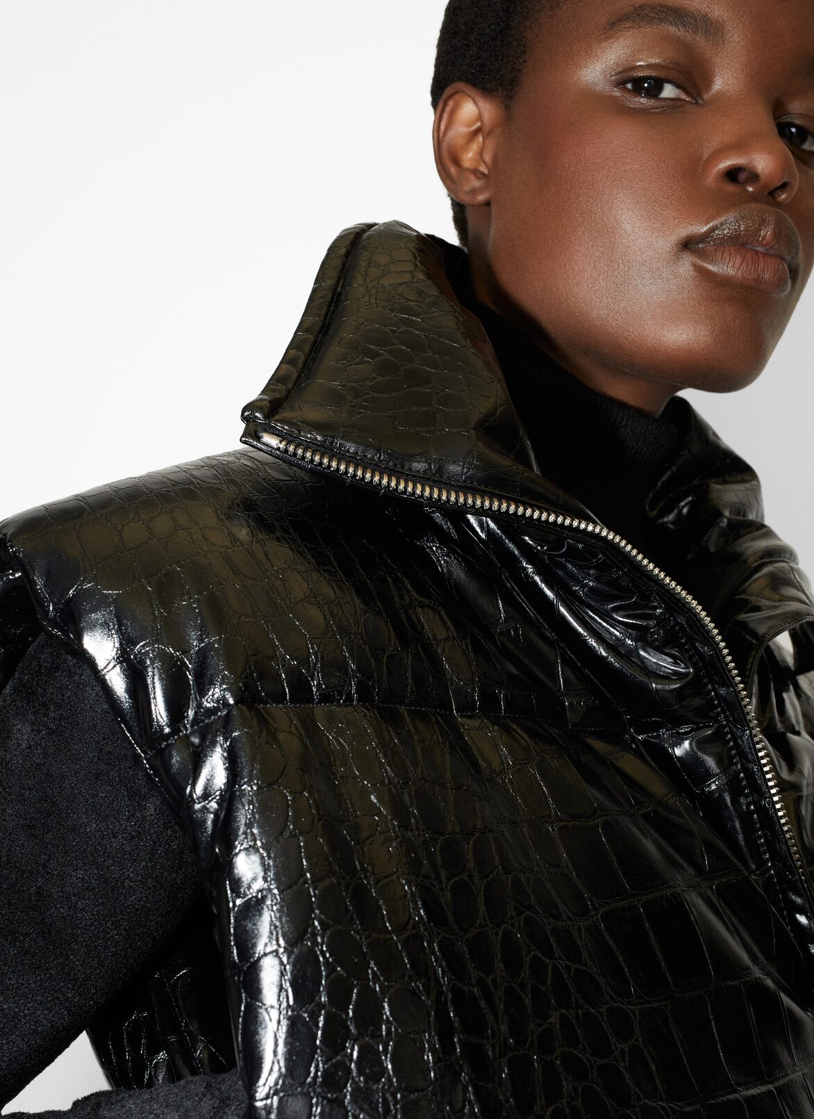 Sleeveless puffer jacket ALAÏA BLACK SLEEVELESS PUFFER JACKET